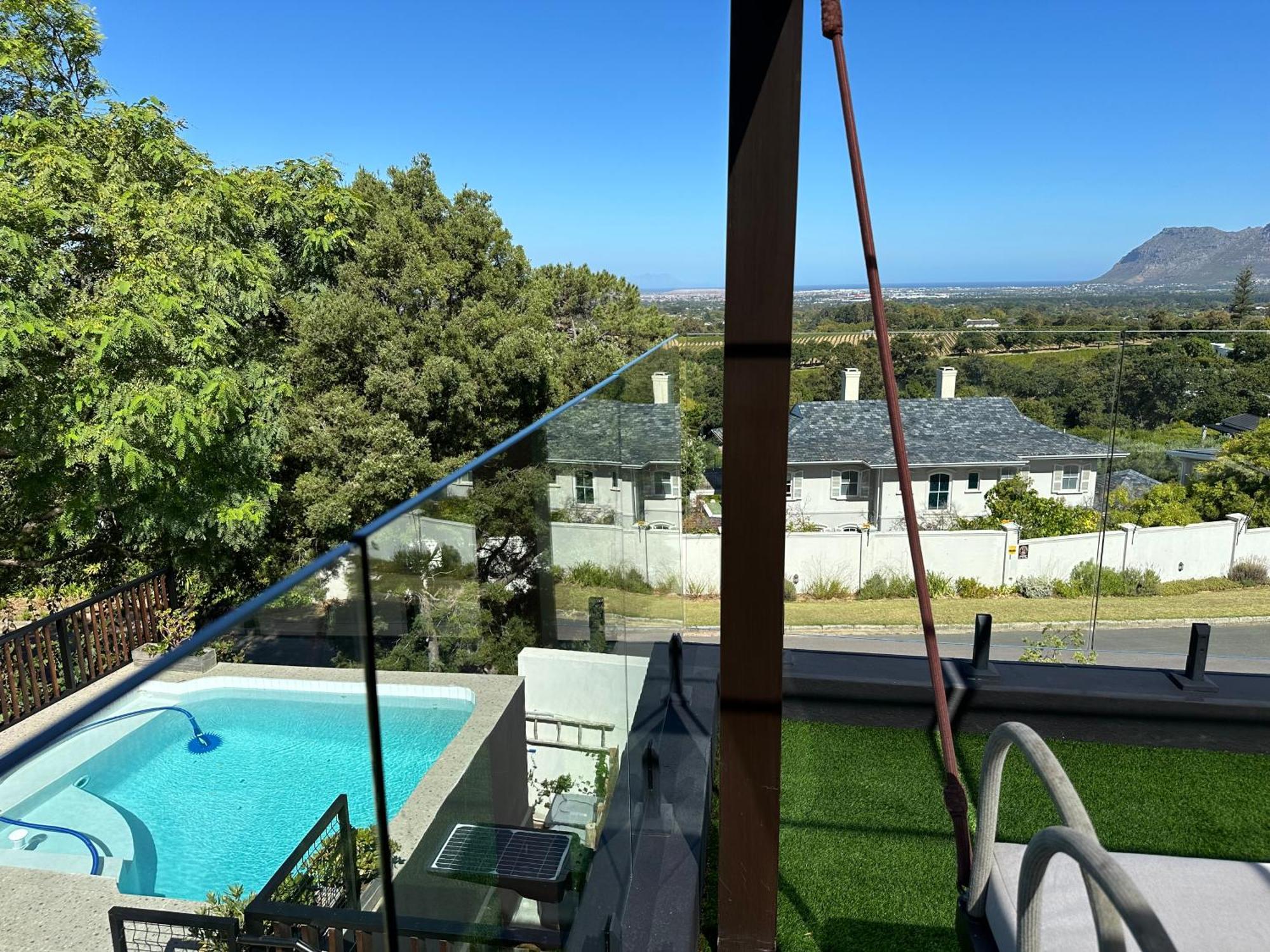 Apartment Constantia View Operational During Loadshedding