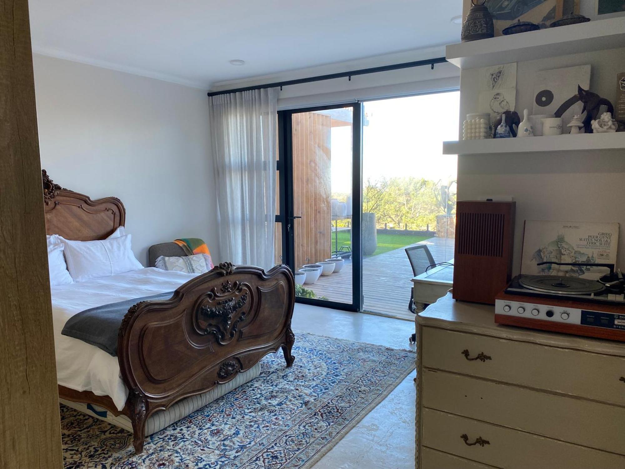 Apartment Constantia View Operational During Loadshedding Cape Town