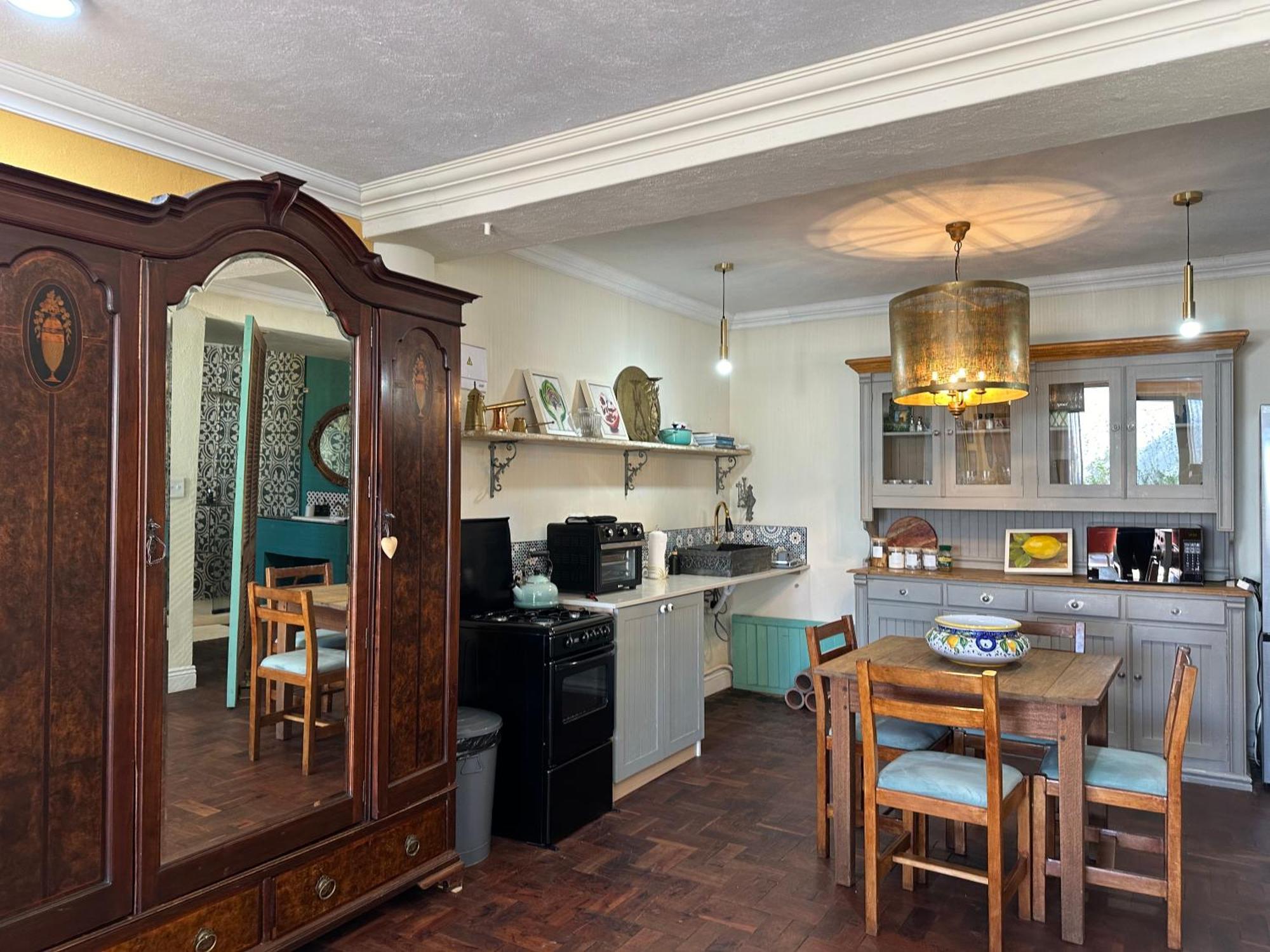 Apartment Constantia View Operational During Loadshedding *
