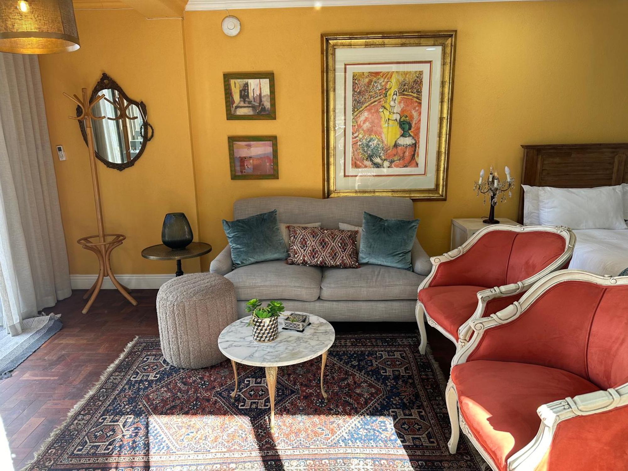 Apartment Constantia View Operational During Loadshedding Cape Town